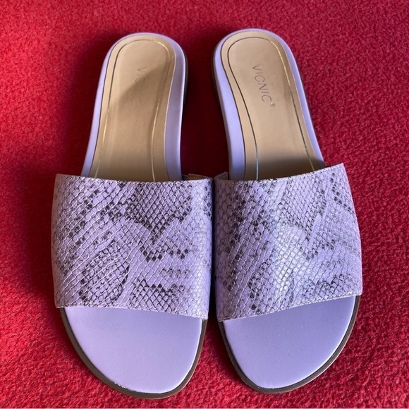 VIONIC Sz 8 Demi Embossed Snake Print Slide On Lavender Colour Way Slides  Mules - Picture 3 of 12